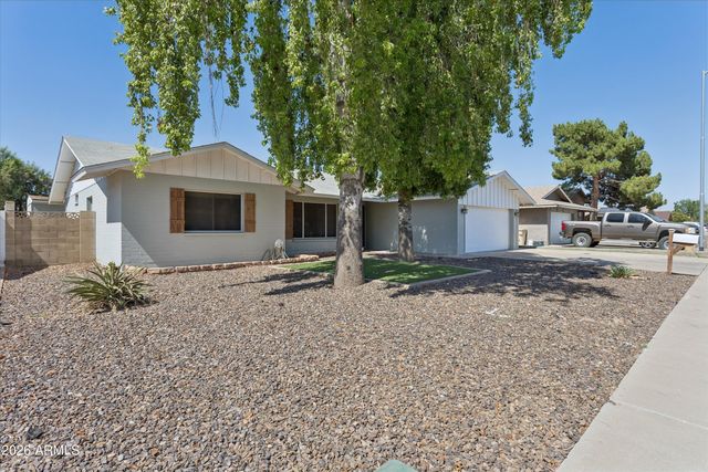 5214 W REDFIELD Road, Glendale, AZ 85306