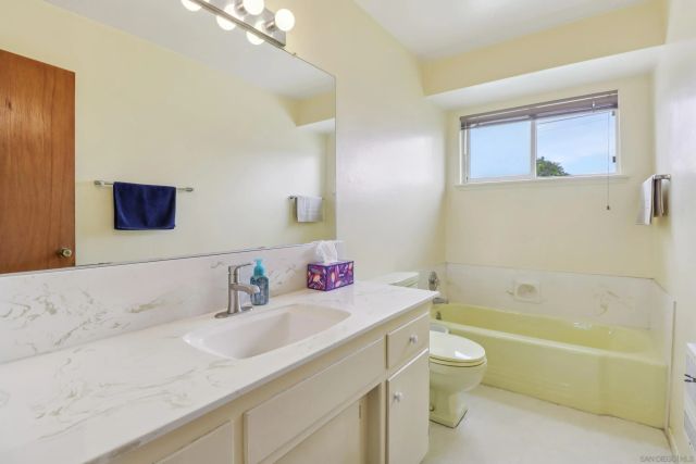 516 Carla Ave, Chula Vista, CA 91910