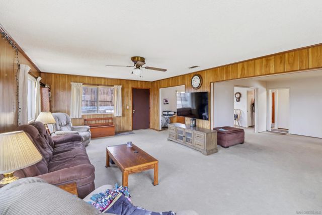 516 Carla Ave, Chula Vista, CA 91910