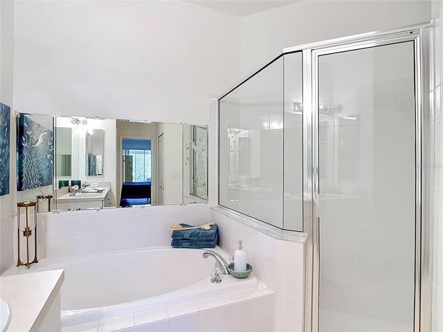 19180 LAKE AUDUBON DRIVE, Tampa, FL 33647