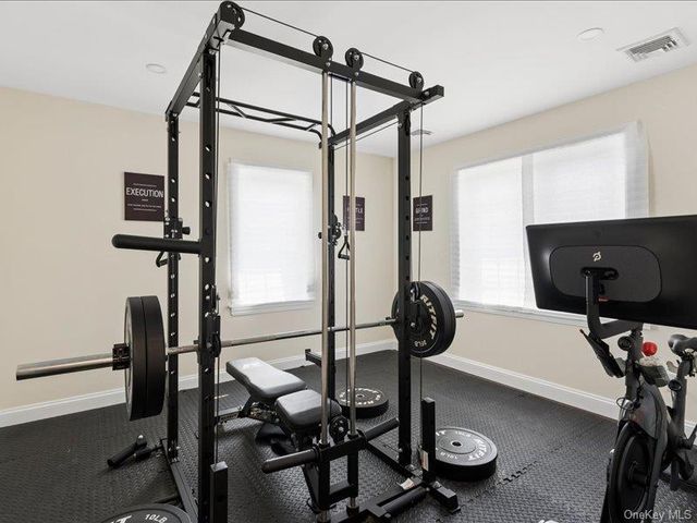 858 Prescott Street, Valley Stream, NY 11580