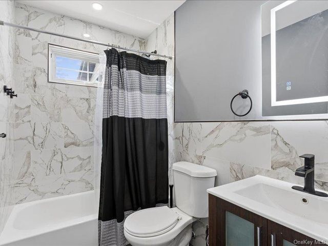 858 Prescott Street, Valley Stream, NY 11580