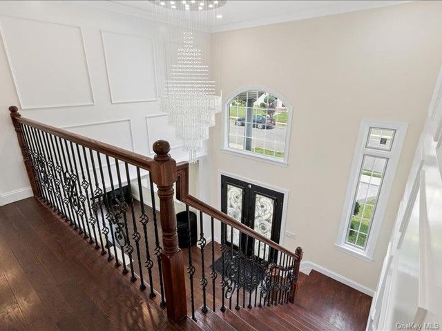 858 Prescott Street, Valley Stream, NY 11580