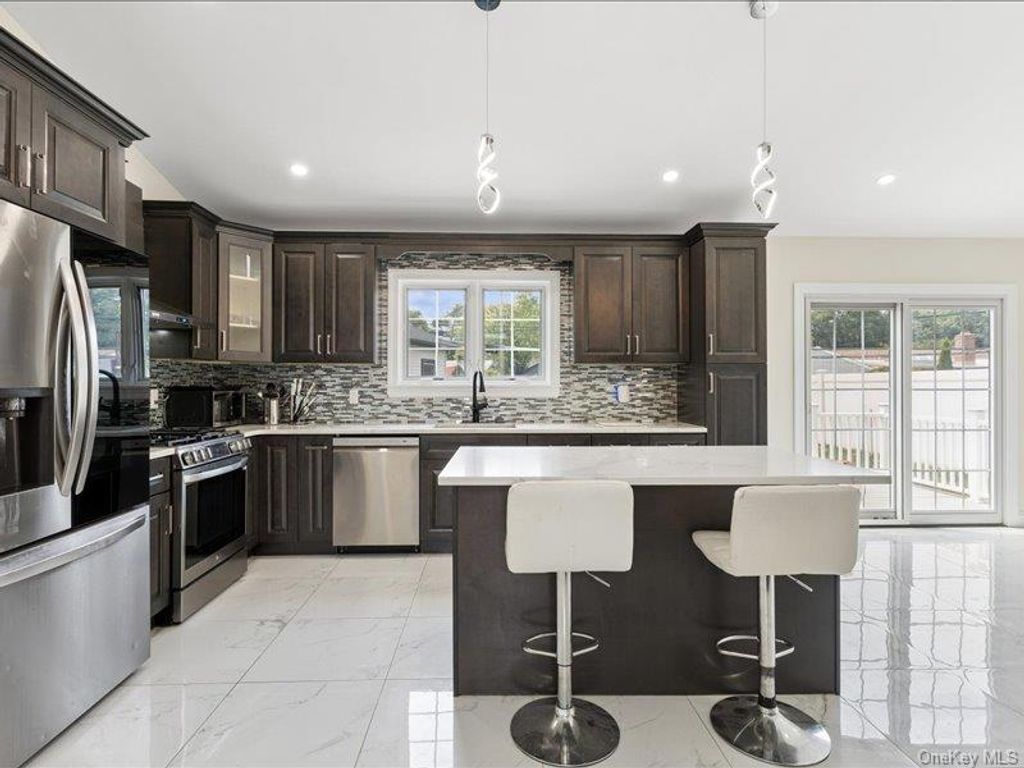 858 Prescott Street, Valley Stream, NY 11580 — photo 5