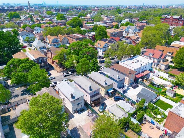 2675 E 27th Street, Brooklyn, NY 11235