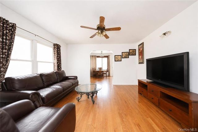 2675 E 27th Street, Brooklyn, NY 11235