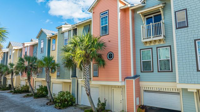 1011 Lighterman Way, Charleston, SC 29412