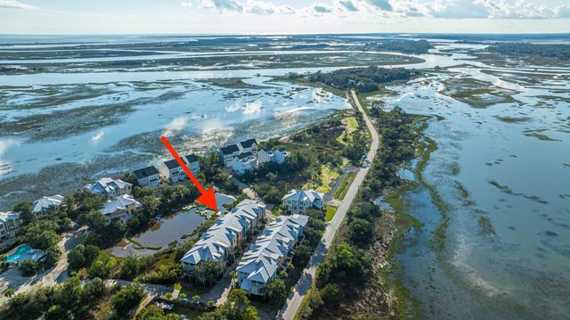 1011 Lighterman Way, Charleston, SC 29412