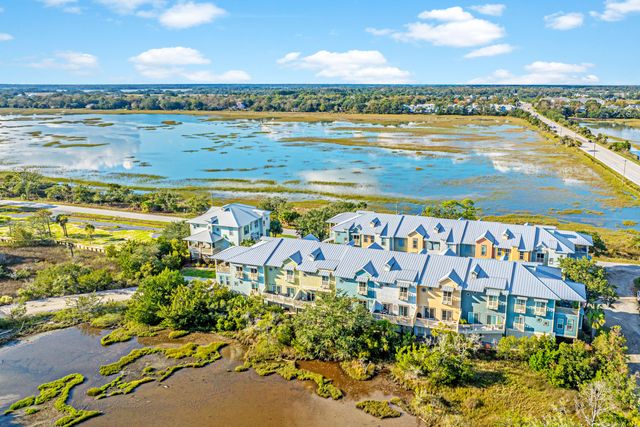 1011 Lighterman Way, Charleston, SC 29412