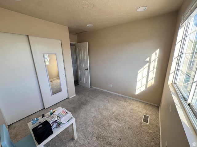 1556 W CRYSTAL DR, West Jordan, UT 84084