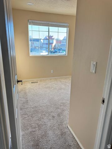 1556 W CRYSTAL DR, West Jordan, UT 84084