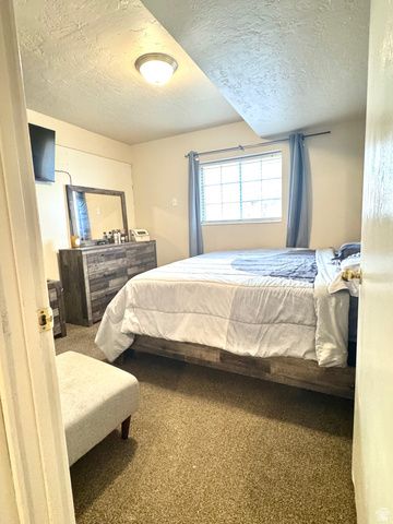 1556 W CRYSTAL DR, West Jordan, UT 84084