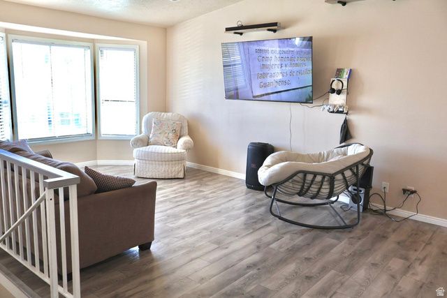 1556 W CRYSTAL DR, West Jordan, UT 84084