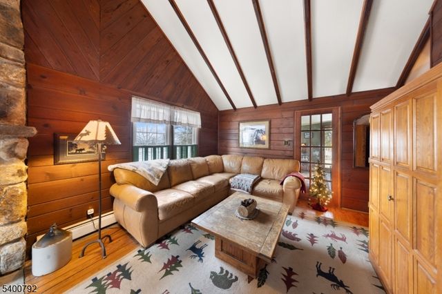 35 Seneca Trl, Sparta Twp., NJ 07871