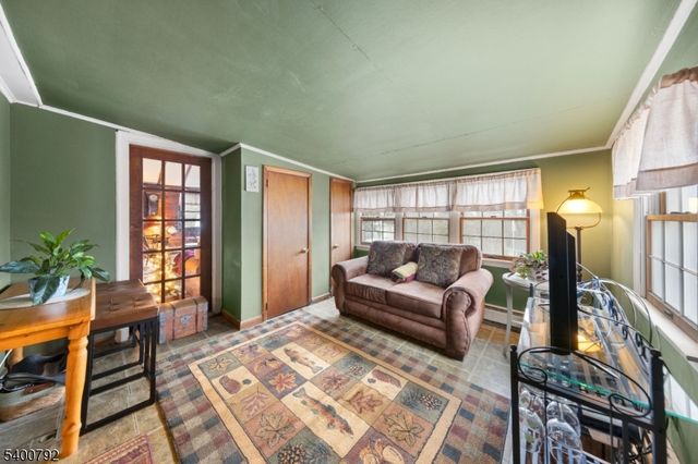 35 Seneca Trl, Sparta Twp., NJ 07871