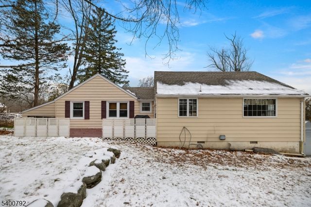 35 Seneca Trl, Sparta Twp., NJ 07871