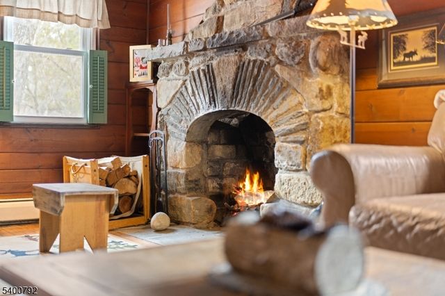 35 Seneca Trl, Sparta Twp., NJ 07871