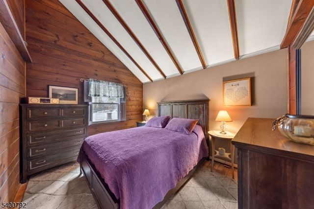 35 Seneca Trl, Sparta Twp., NJ 07871