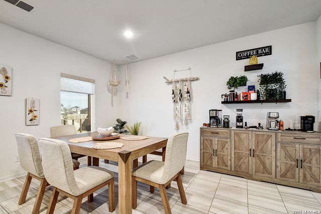 8863 Grey Elm, Elmendorf, TX 78112