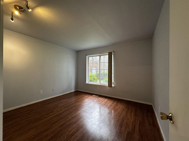416 S Fox Hills Drive A-2, Bloomfield Hills, MI 48304