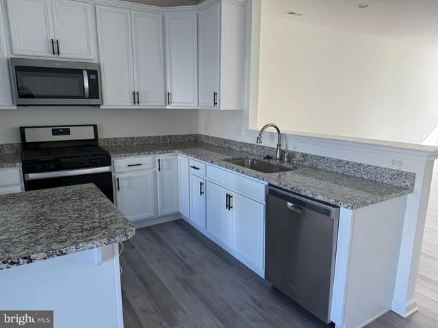 3847 GREEN STREET, Claymont, DE 19703