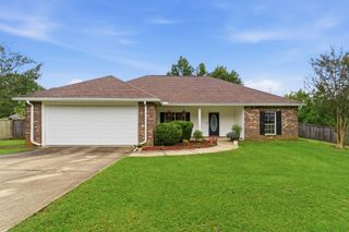 15 Katherine Ave., Sumrall, MS 39482