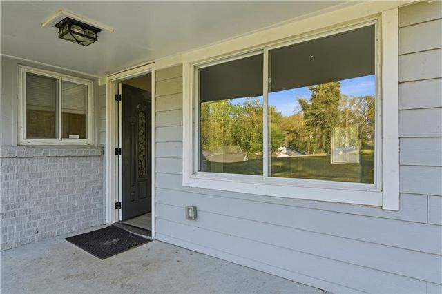 1735 Carter Circle, East Point, MS 39344