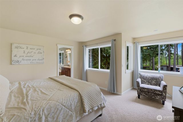 14910 41st Street SW, Lakebay, WA 98349