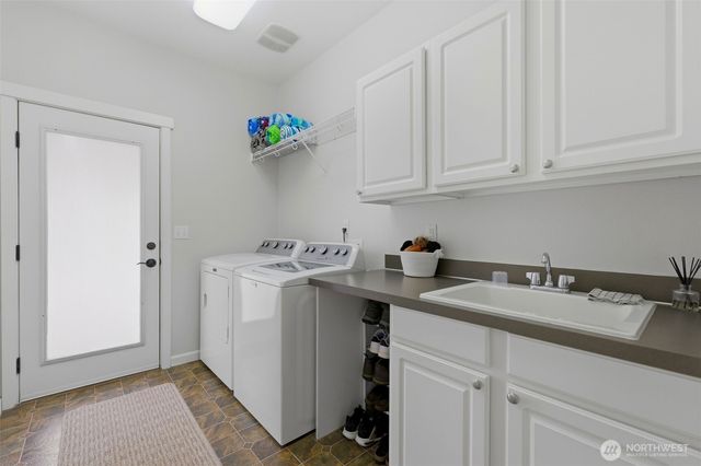 14910 41st Street SW, Lakebay, WA 98349