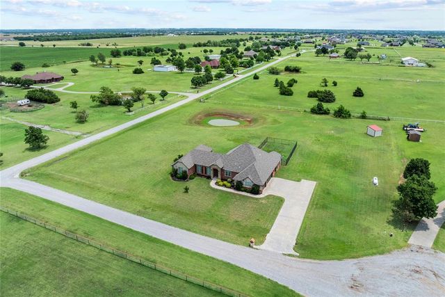 2400 Lindsay Lane, El Reno, OK 73036