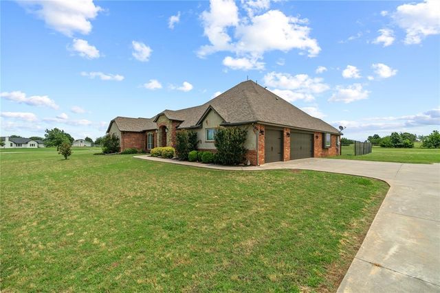2400 Lindsay Lane, El Reno, OK 73036