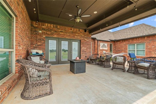2400 Lindsay Lane, El Reno, OK 73036