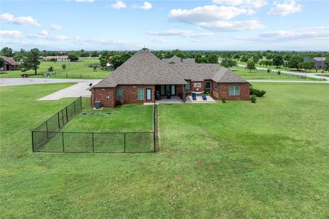 2400 Lindsay Lane, El Reno, OK 73036