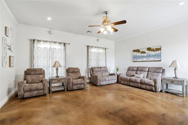 2400 Lindsay Lane, El Reno, OK 73036