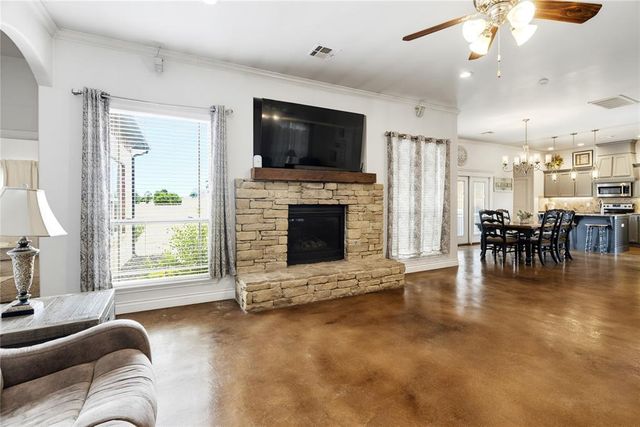 2400 Lindsay Lane, El Reno, OK 73036