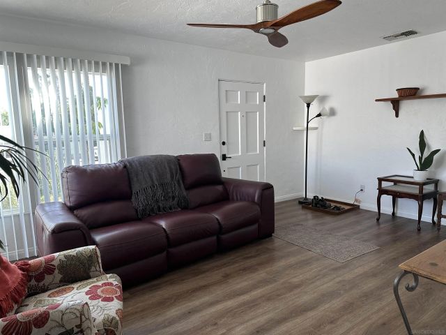 314 E E Washington Ave, El Cajon, CA 92020