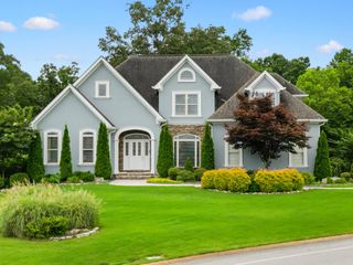 9342 Windstone Drive, Ooltewah, TN 37363