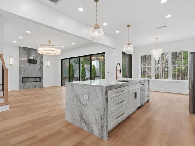 606 Talmadge Lane, Canton, GA 30115