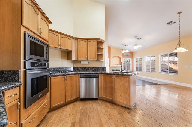 7483 Forestdale Court, Las Vegas, NV 89120