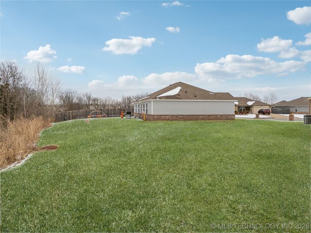 24878 E 93rd Court S, Broken Arrow, OK 74014