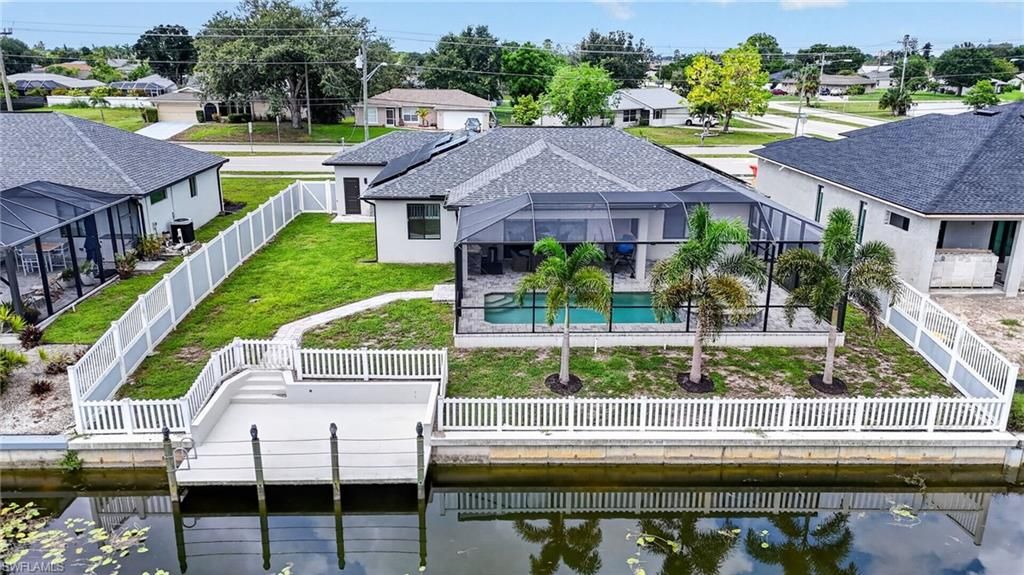 307 Gleason PKWY, CAPE CORAL, FL 33914 — photo 2