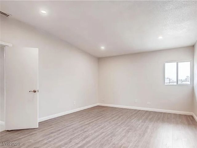 5903 Dodd Street, Las Vegas, NV 89122