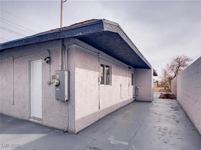 5903 Dodd Street, Las Vegas, NV 89122