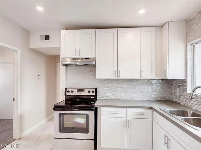5903 Dodd Street, Las Vegas, NV 89122