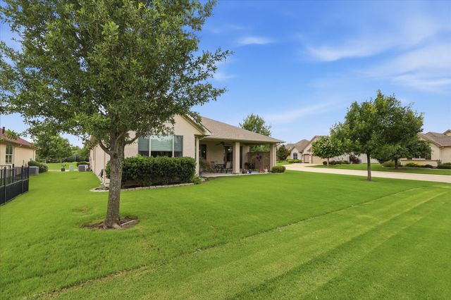 9901 Baywood Court, Denton, TX 76207