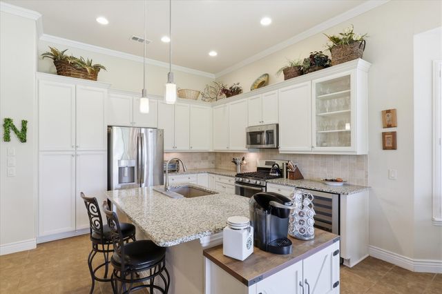 9901 Baywood Court, Denton, TX 76207