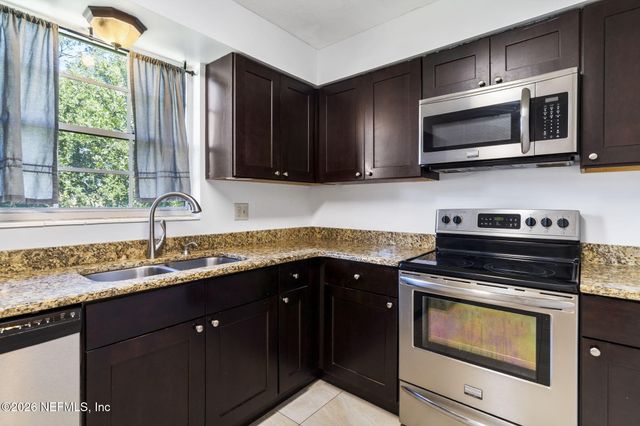 5201 ATLANTIC BLVD Boulevard 56, Jacksonville, FL 32207