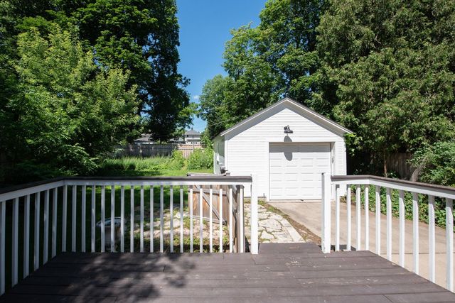 622 Illinois Street, Geneva, IL 60134
