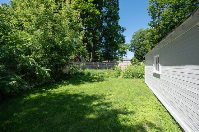 622 Illinois Street, Geneva, IL 60134
