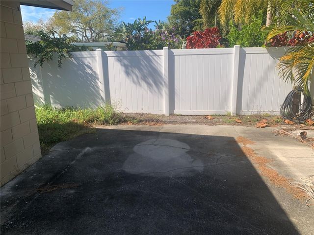 6359 13TH AVENUE N, St Petersburg, FL 33710